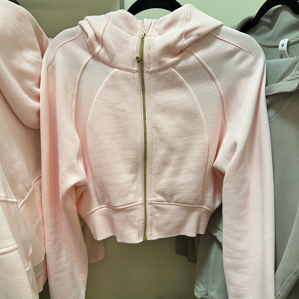 Lululemon Cropped Scuba